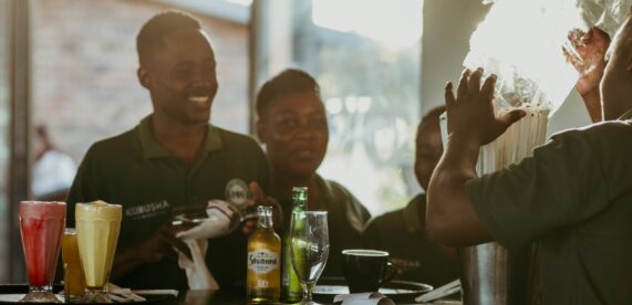 ?brizy media=wp b88a582eefff7117cd3bfc23b021789f The 3 Monkeys Restaurant | Zimbabwe