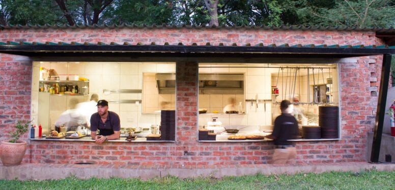 ?brizy media=wp 8a1c32cdef7ef3d996599b1e2a88c062 The 3 Monkeys Restaurant | Zimbabwe
